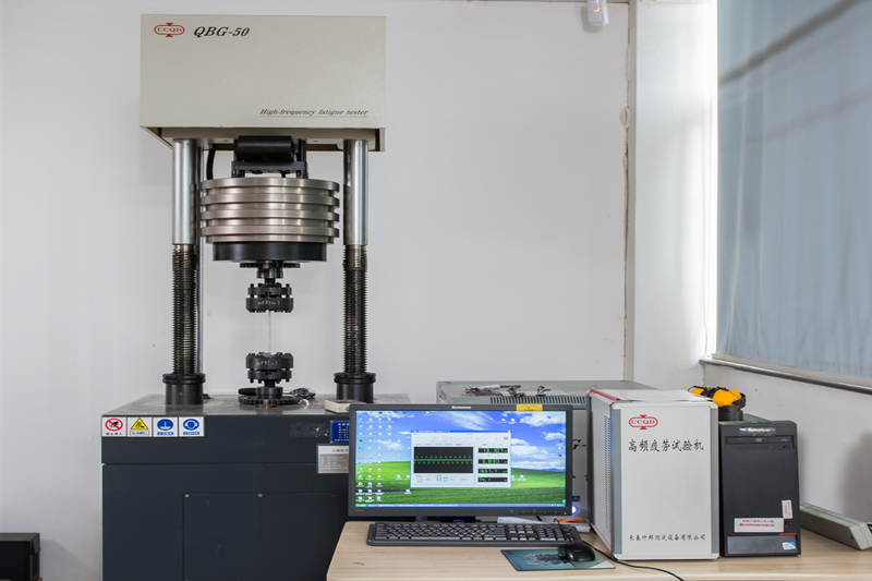 MÁQUINA DE TESTE DE FADIGA DE ALTA FREQUÊNCIA